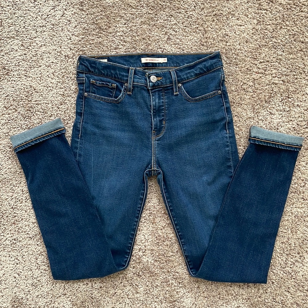 311 Womens Levi’s size 28